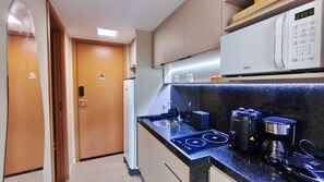 Comfort Studio | Private kitchen - Atlântico Carneiros - Pé na areia  (Tamandaré)