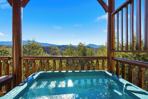 室外 SPA 浴池