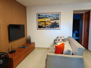 Basic Apartment | Living area