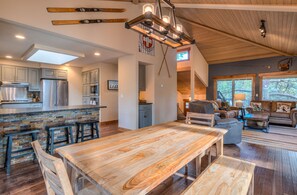 Interior - Sunriver Home Near Fort Rock, Hot Tub, A/C, SHARC (Sunriver)