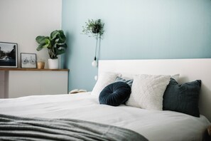 Classic Double Room | Free WiFi - Orange Glow Boutique Apartments #47 by goodnite cz (Brno)