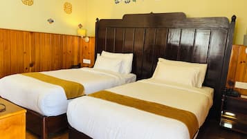 Deluxe Double or Twin Room, Balcony, Mountain View