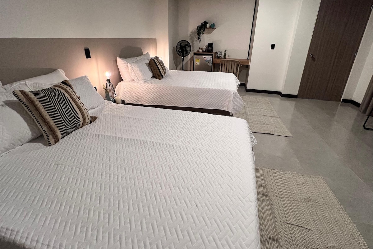 Chambre Deluxe, 2 lits doubles | Wi-Fi gratuit