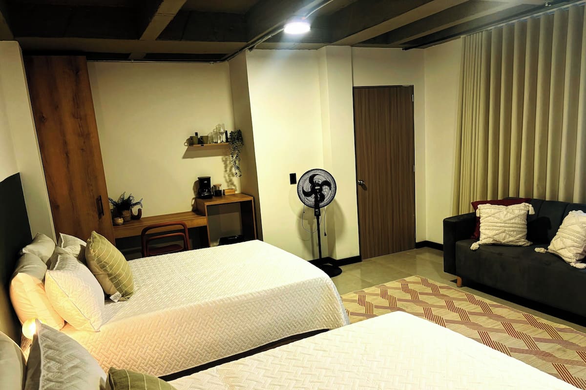 Chambre Deluxe, 2 lits doubles | Wi-Fi gratuit