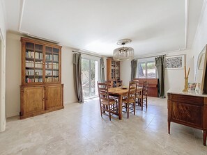 Interior - House with pool in the hills above Aramon (Aramon)