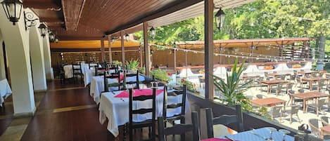 Desayuno buffet incluido todos los días