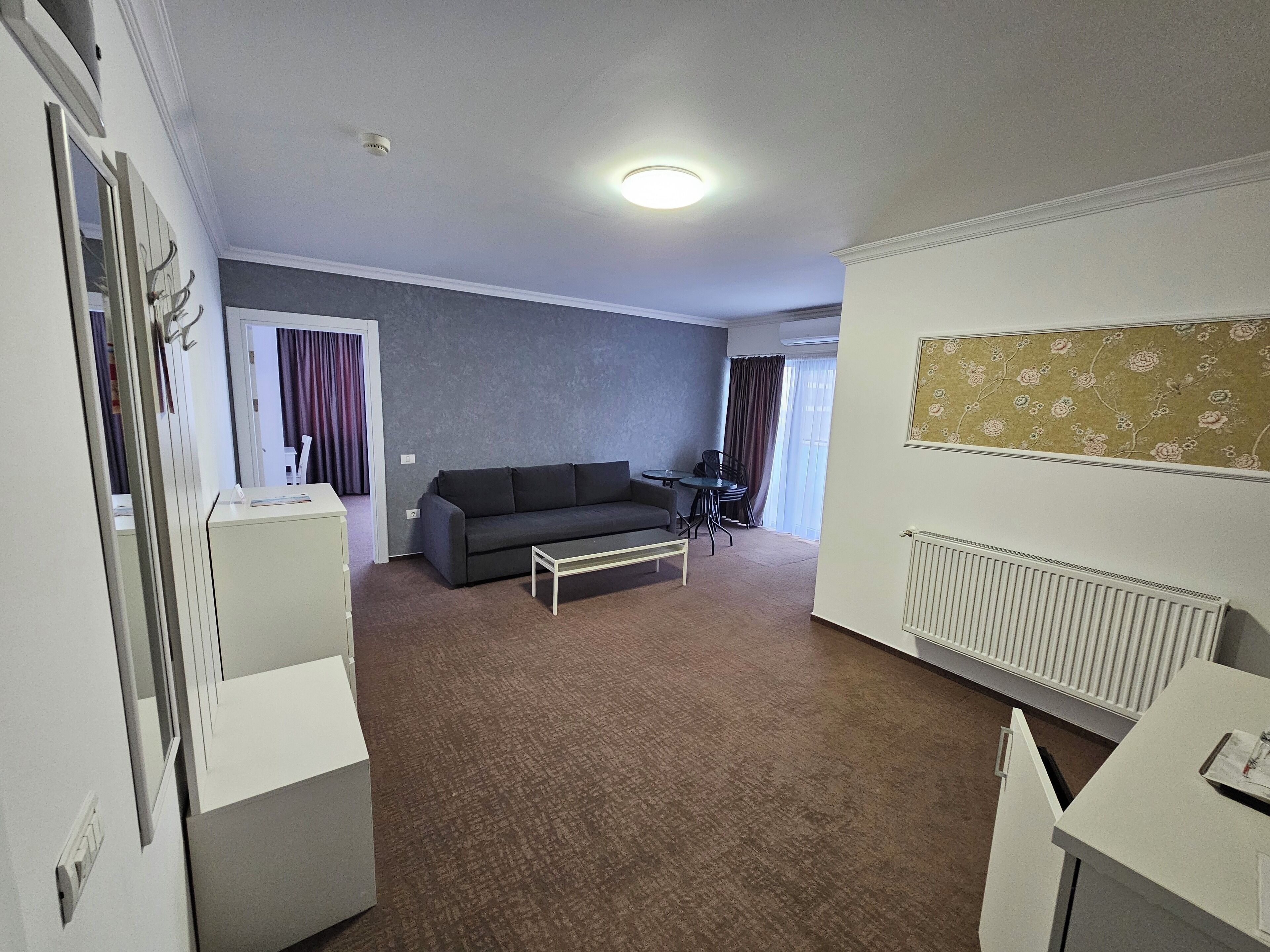 Appartement Familial, balcon, vue ville | Coin séjour