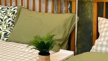 Comfort Apartment | Iron/ironing board, free WiFi