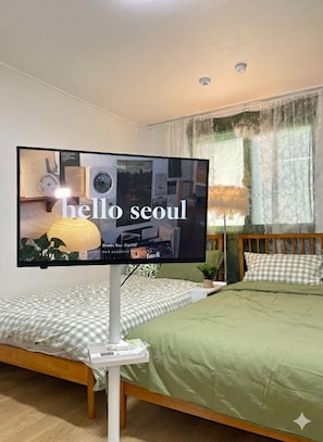 Comfort-talo | Silitysrauta/-lauta, ilmainen Wi-Fi, vuodevaatteet