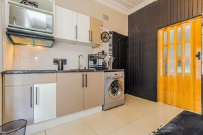 Basic Suite | Free WiFi