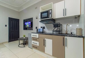 Private kitchen - Win Haven Guest House (Randfontein)