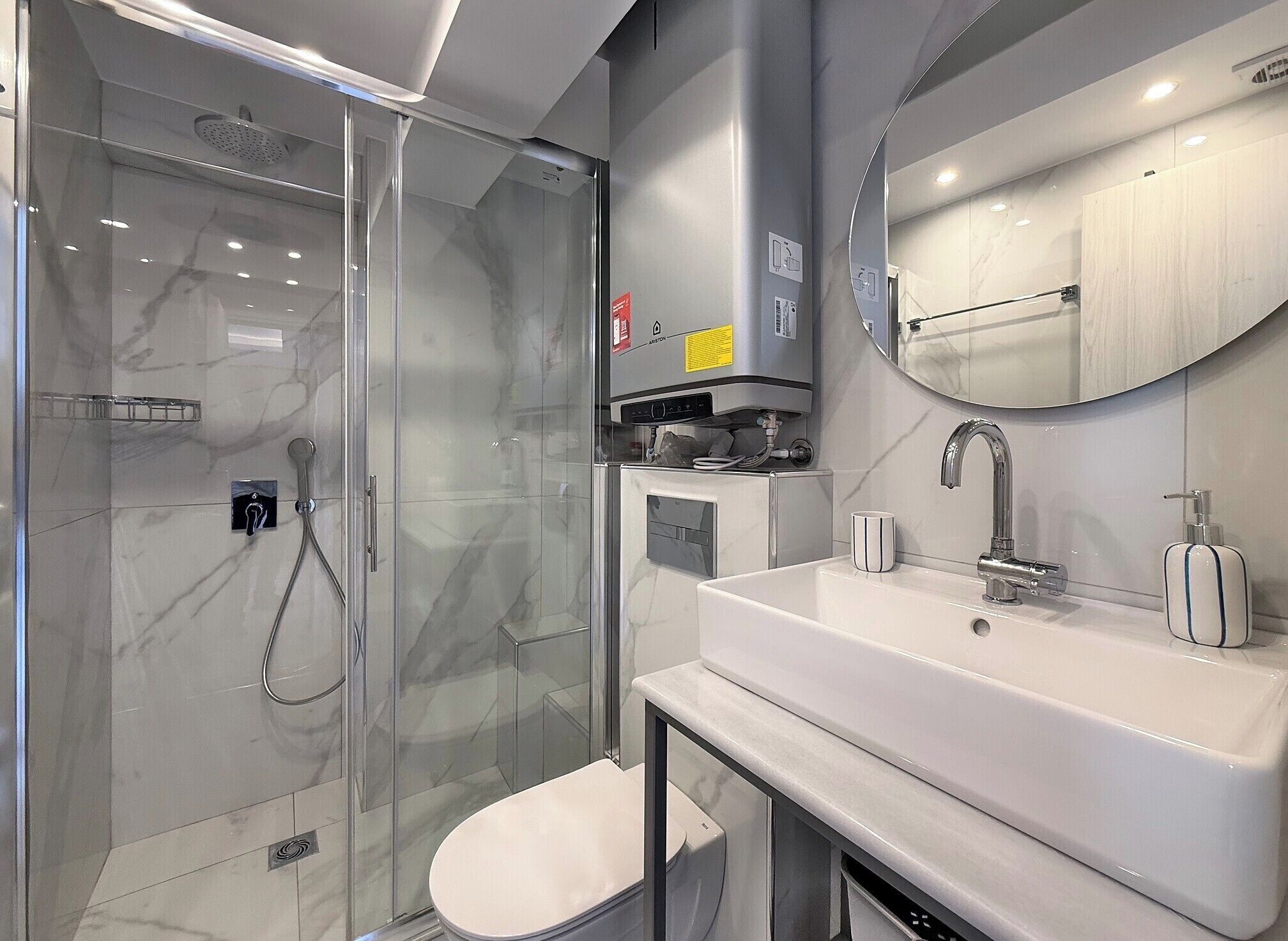 淋浴設備、風筒、提供毛巾、番梘