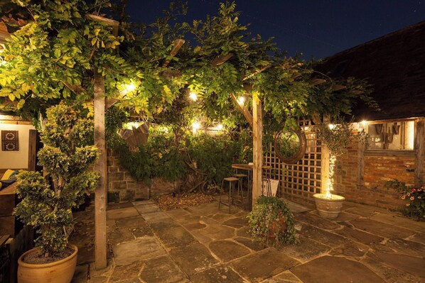 Maison, plusieurs chambres, fumeurs, balcon | Enceinte de l’hébergement