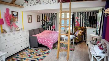 Casa, varias habitaciones, para fumadores, balcón | 10 habitaciones