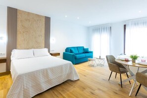 Suite estudio Deluxe | Ropa de cama de alta calidad, edredón y camas Select Comfort