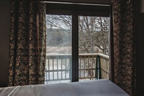 Suite estudio familiar | Cortinas opacas, tabla de planchar con plancha, wifi gratis