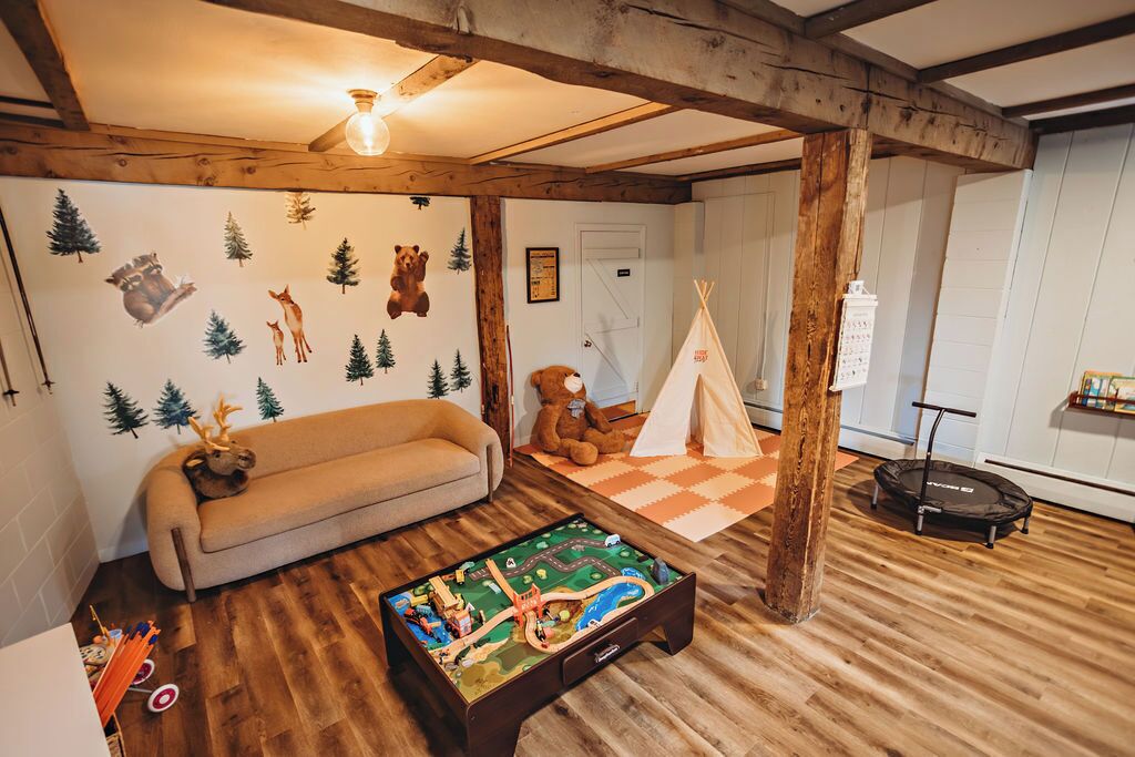 Tempat bermain anak – indoor