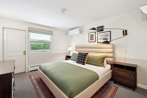 標準雙人房, 1 張特大雙人床 | 遮光布/窗簾、熨斗/熨衣板、免費無線上網