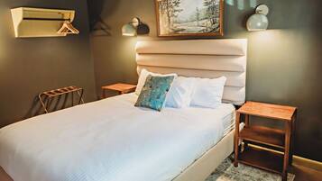 Standard Double Room, 1 Queen Bed | Blackout drapes, iron/ironing board, free WiFi