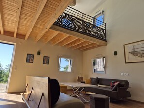 Lobby - Durandière hillside cottage (Oudon)