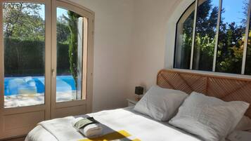 5 slaapkamers, een strijkplank/strijkijzer, gratis wifi, beddengoed