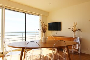 Dining - The Sablais sea view (Les Sables-d´Olonne)