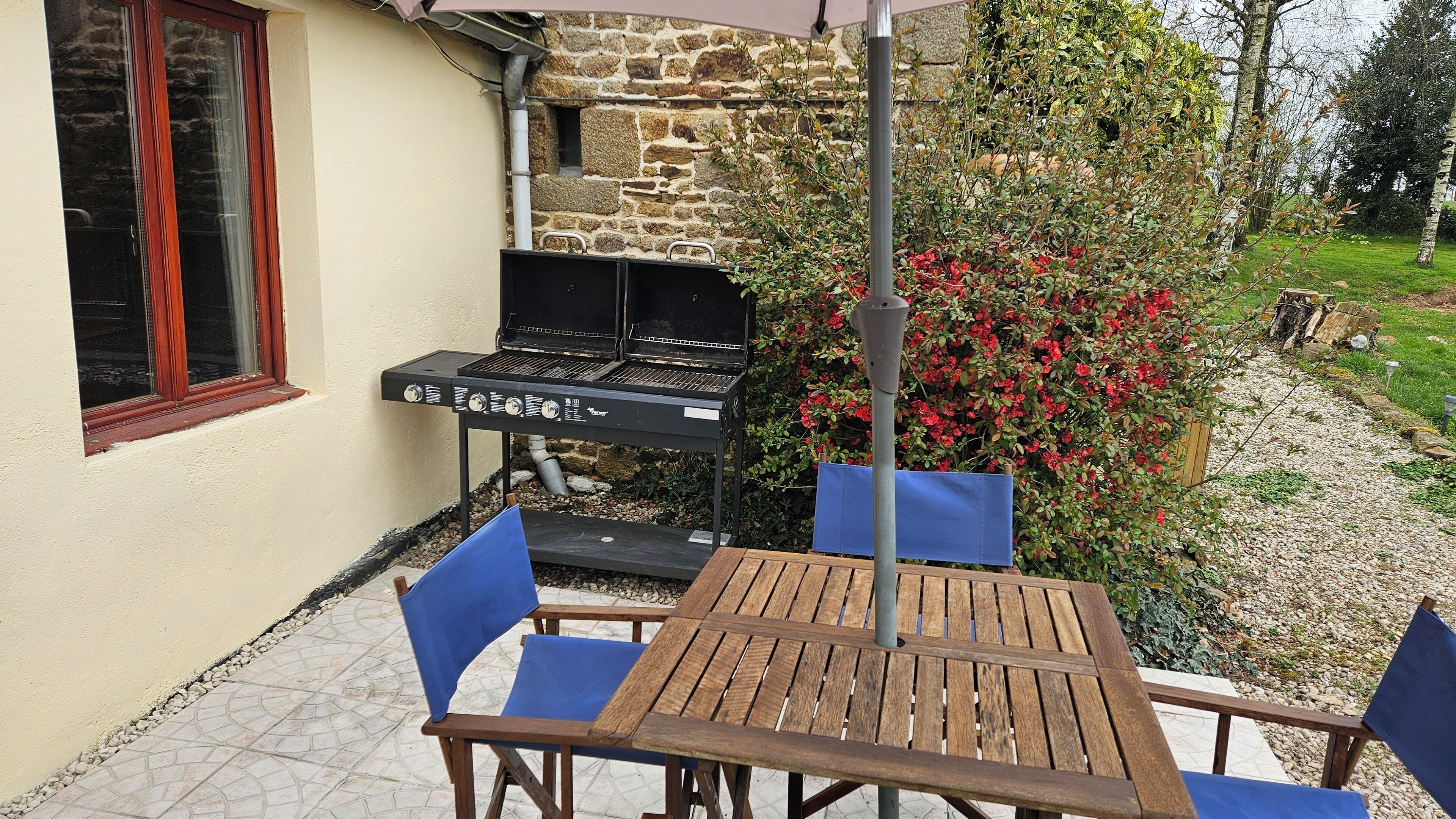 Deluxe Double Room, Garden View | Terrace/patio