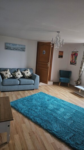 Deluxe Double Room, Garden View | Desk, free WiFi - The Lions Den - La Loge Mantilly (Mantilly)