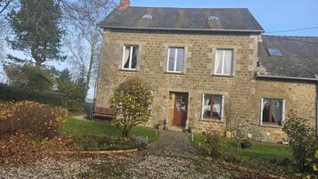 Façade de lâhĂ©bergement