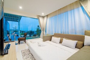 Bügeleisen/Bügelbrett, WLAN, Bettwäsche