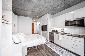 Studio, Non Smoking | Private kitchen - Kenect Nashville (Nashville)