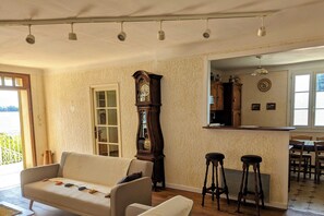 Flachbildfernseher
