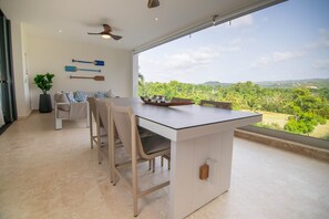 Outdoor dining - Spacious modern condo @ popular Las Ballenas beach (Las Terrenas)