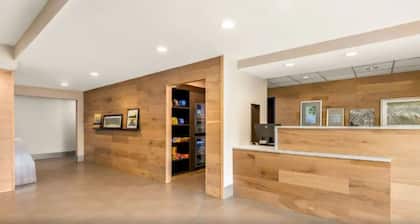 Family-Friendly Lodging Near LSU, Blue Bayou Park & Medical Corridor