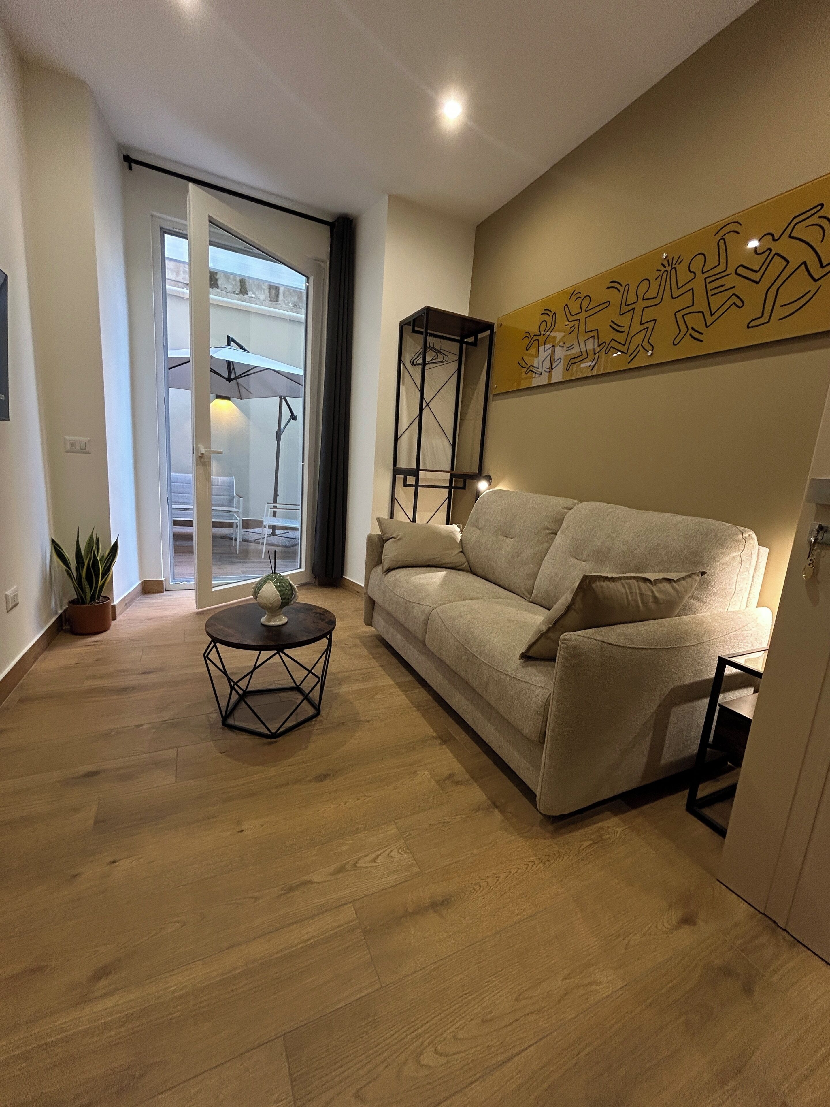 Deluxe Single Room, City View | Free WiFi