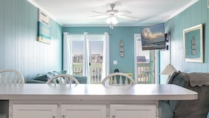 Living area - SeaSpray 312, Oceanview Condo in Atlantic Beach, NC! (Atlantic Beach)