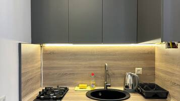 Economy Cottage | Private kitchen