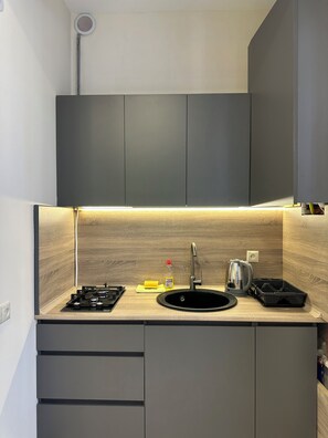 Economy Cottage | Private kitchen