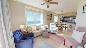 Smart TV - PET FRIENDLY!!GORGEOUS 3BDR WITH GULF VIEWS!!! (Panama City Beach)