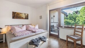 2 室のベッドルーム、WiFi