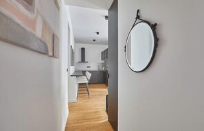 Interior - A PERFECT BLEND OF MODERN COMFORT & UNPARALLELED CENTRALITY – LE MARAIS (Paris)