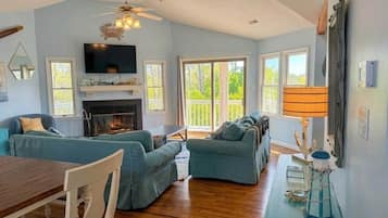 Smart TV, fireplace, video games, DVD player
