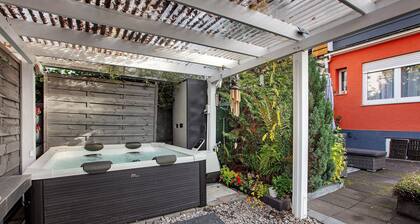 Holiday Home 'Luxus-Haushälfte in Lörrach' with Private Terrace, Private Garden and Wi-Fi