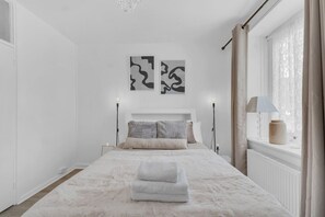 2 chambres, bureau, fer et planche à repasser, Wi-Fi