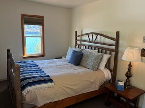 Strykejern/-brett, wi-fi (inkludert) og sengetøy