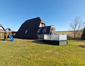 Children’s area - Nurdachhaus in Burhave (Burhave)