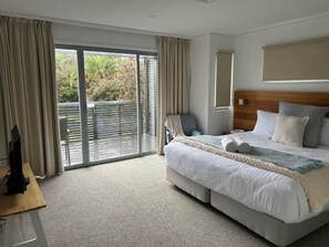 4 dormitoris, wifi gratuïta i roba de llit