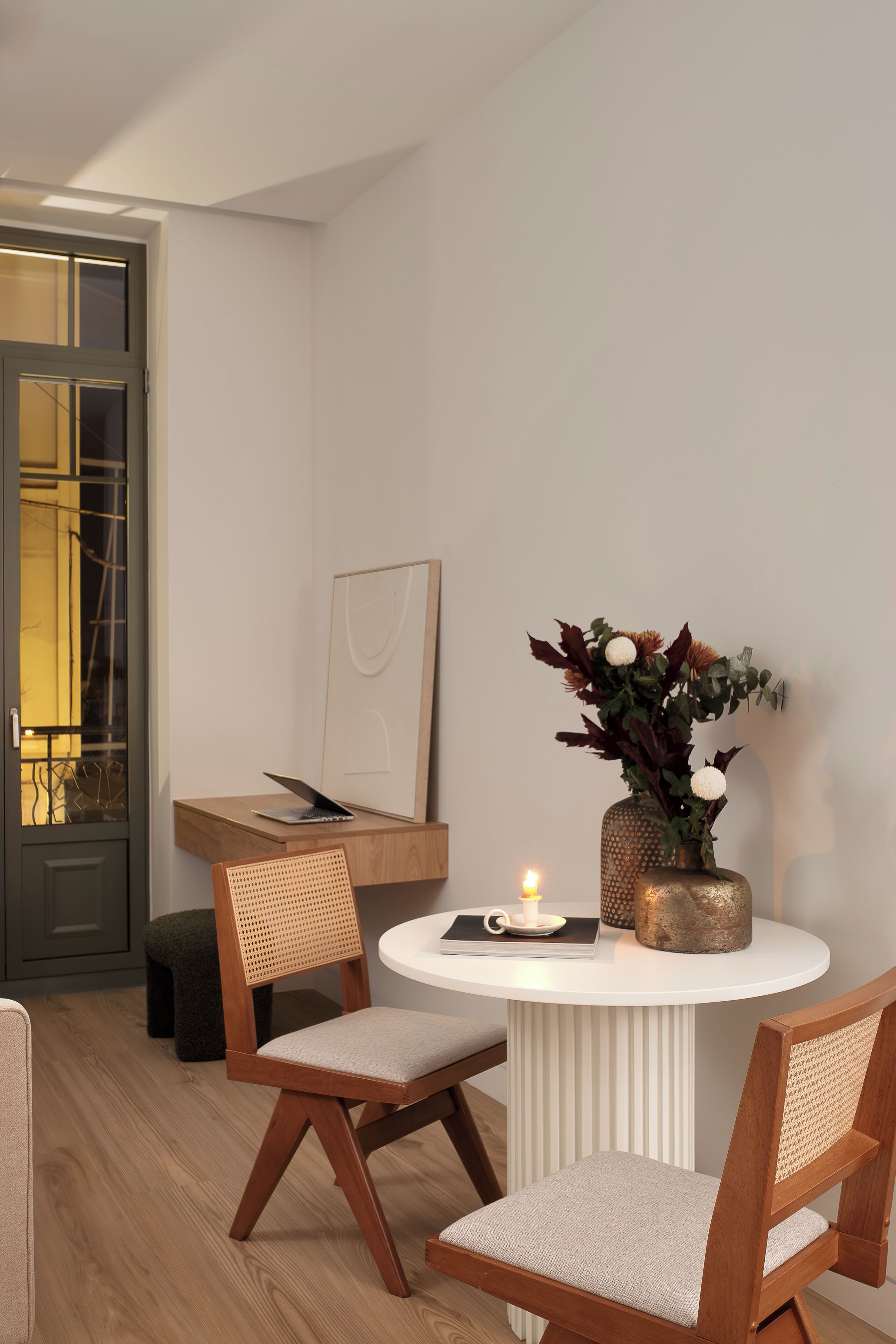 Deluxe Suite | In-room dining