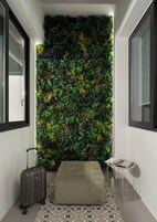 TV de tela plana 43 polegadas com canais digitais, Netflix