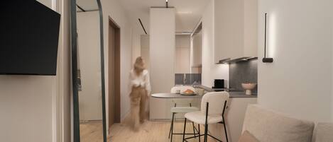 Deluxe Suite | Egyptian cotton sheets, premium bedding, down duvets, memory-foam beds